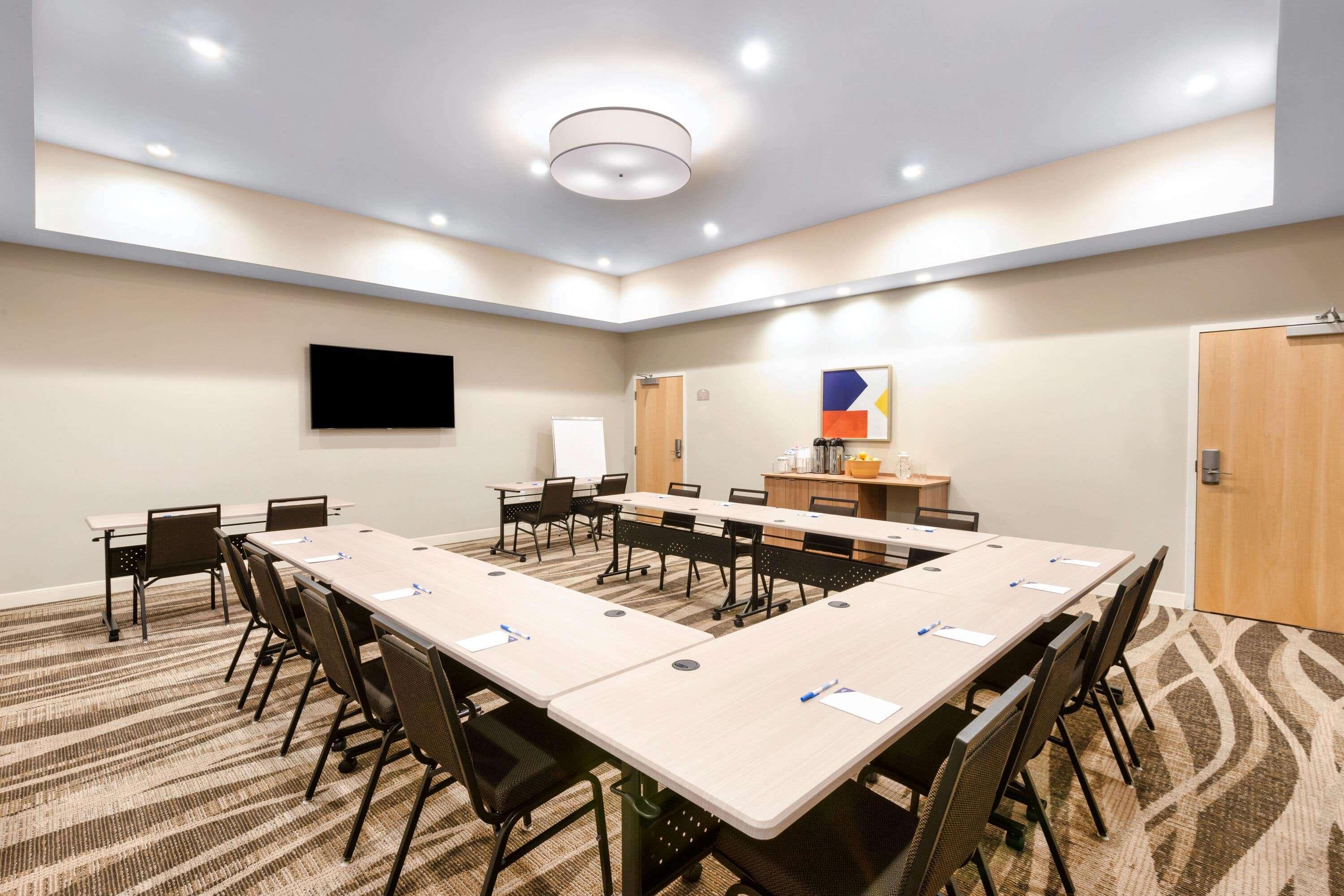 Microtel Inn & Suites By Wyndham Farmington Eksteriør billede