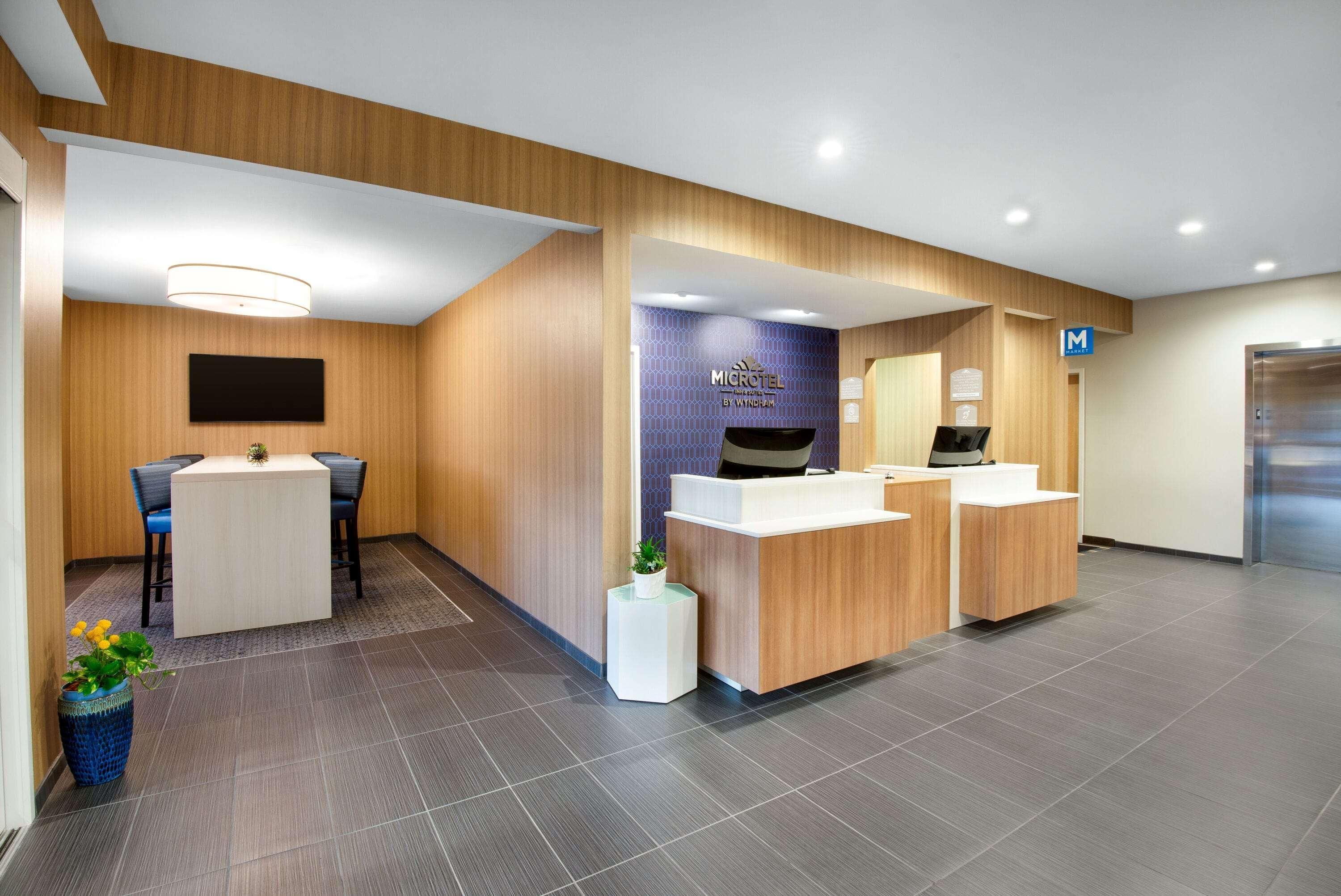 Microtel Inn & Suites By Wyndham Farmington Eksteriør billede