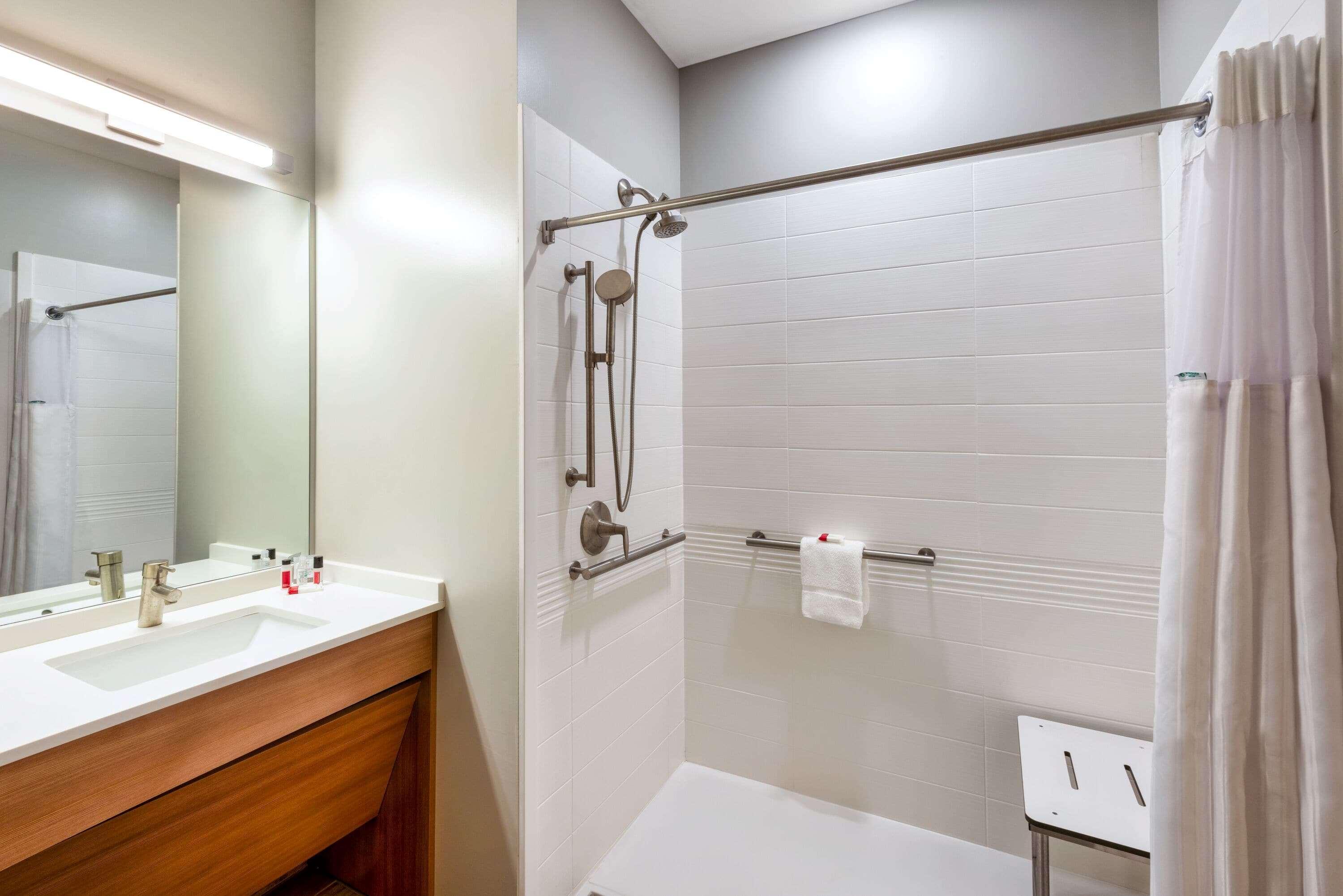 Microtel Inn & Suites By Wyndham Farmington Eksteriør billede